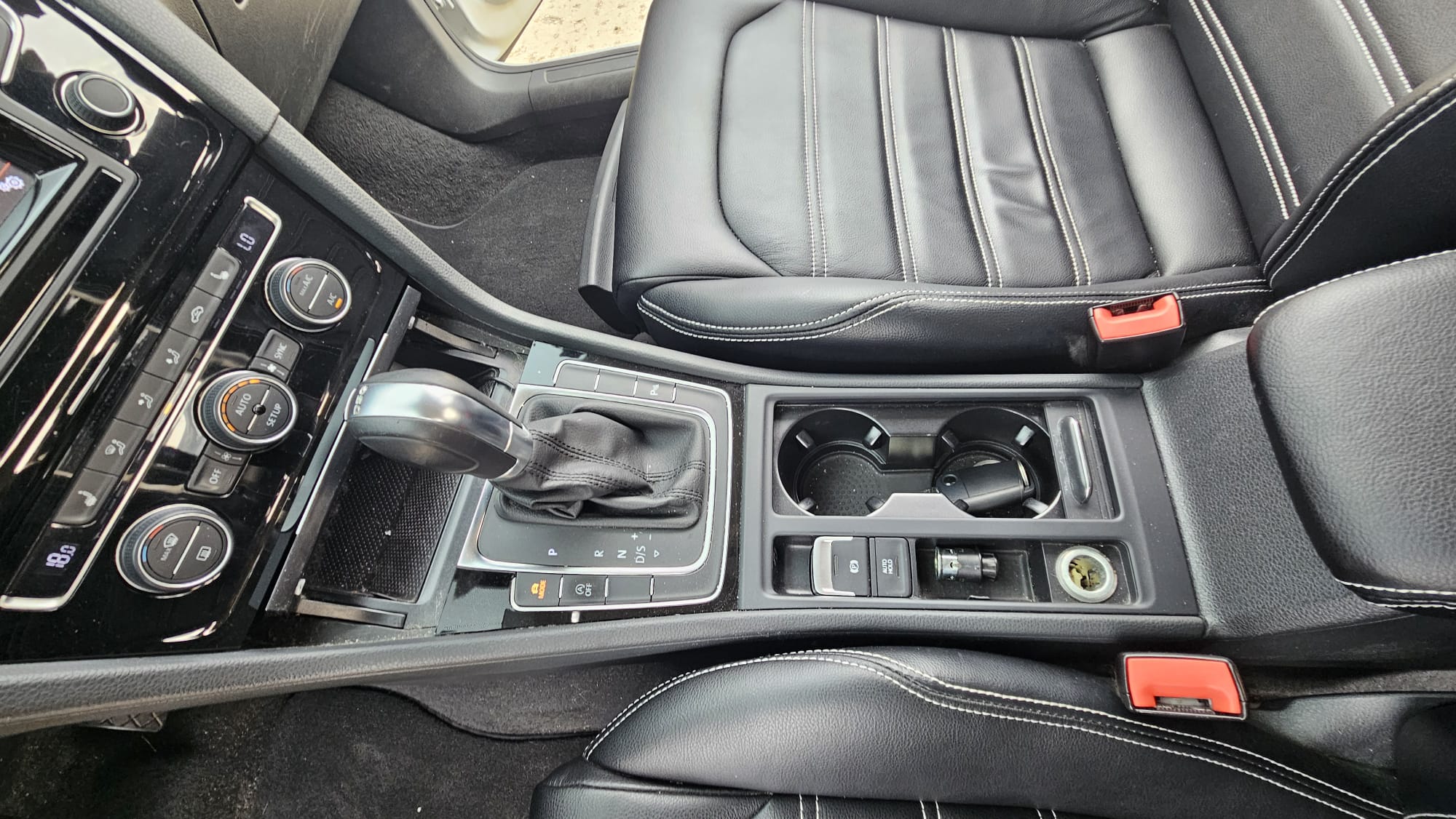 Car Image 12